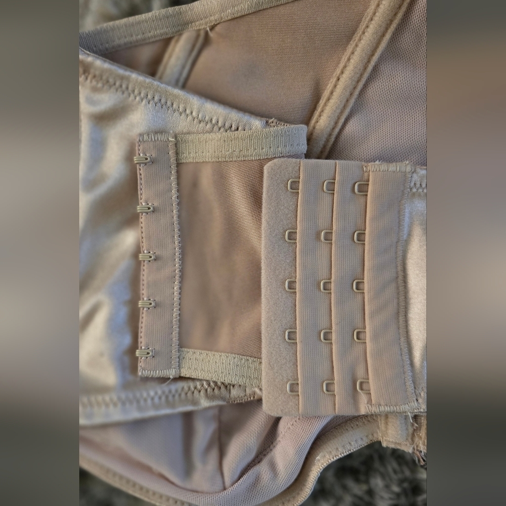 FOREVER 21 Champagne Strapless Corset Top - Picture 8 of 8